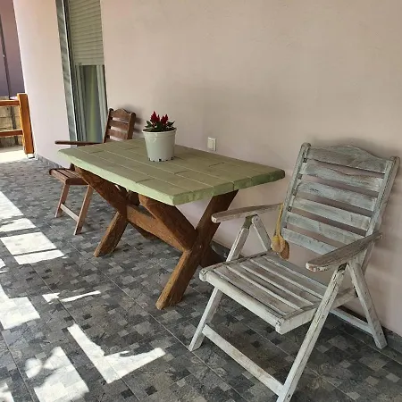 Lotaki The Friendly House *