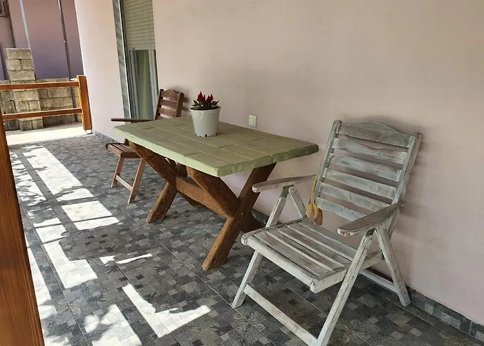 Lotaki The Friendly House *